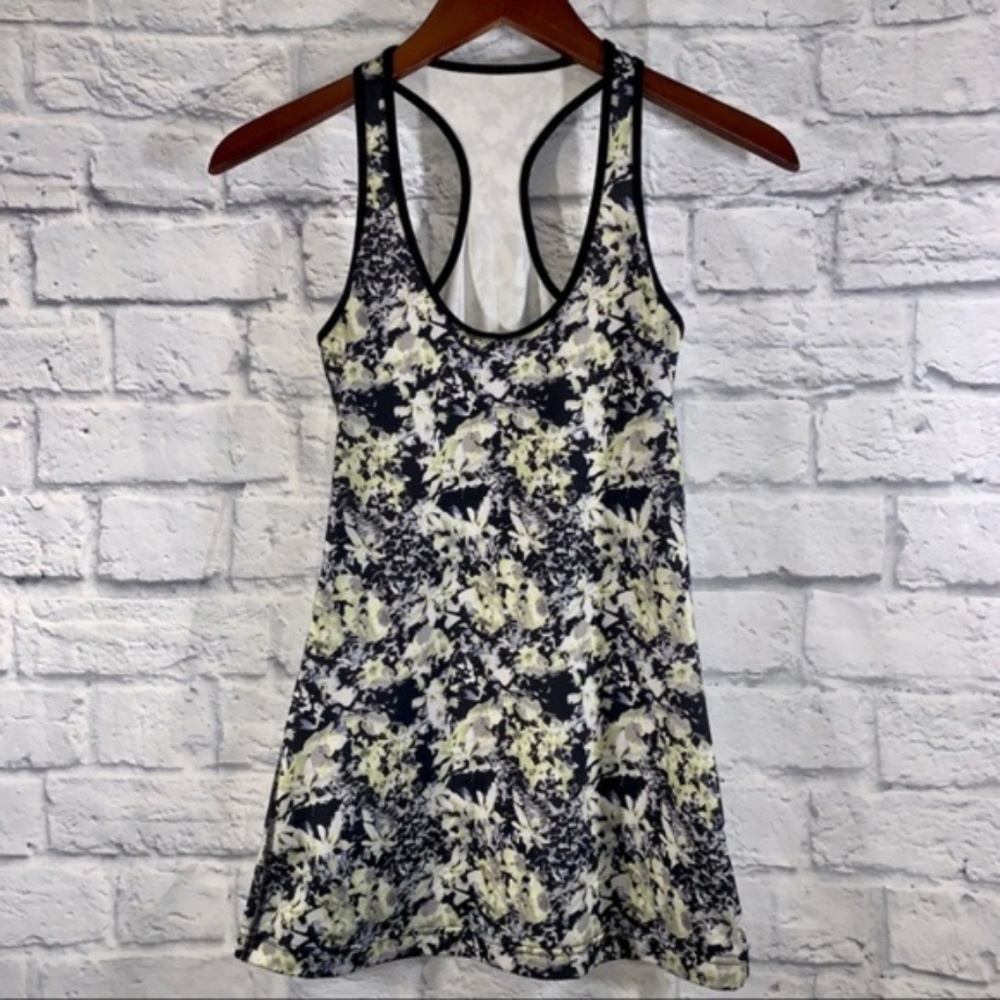 ☀️3/$25 Lululemon Cool Racerback • Petal Yellow/Black Sz 4